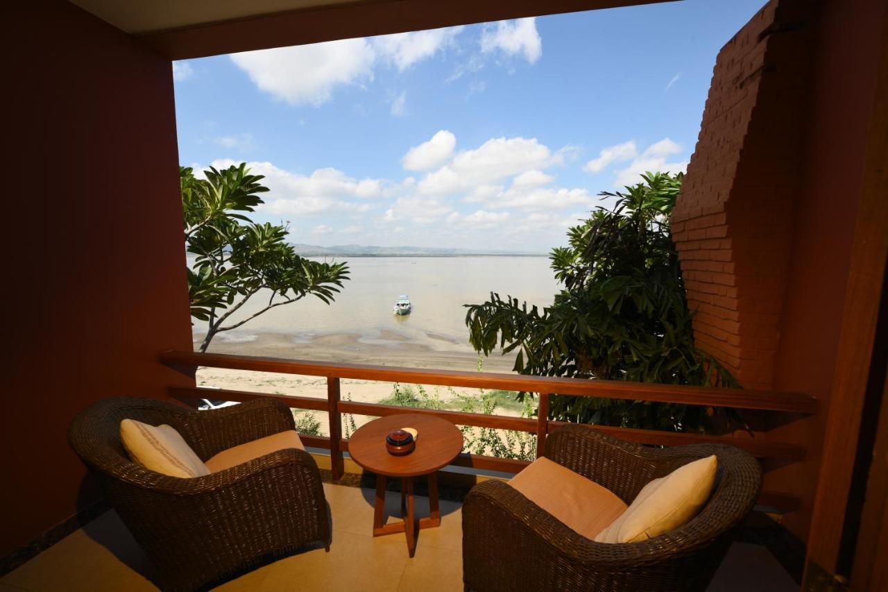 Aye Yar River View Resort Bagan Luaran gambar