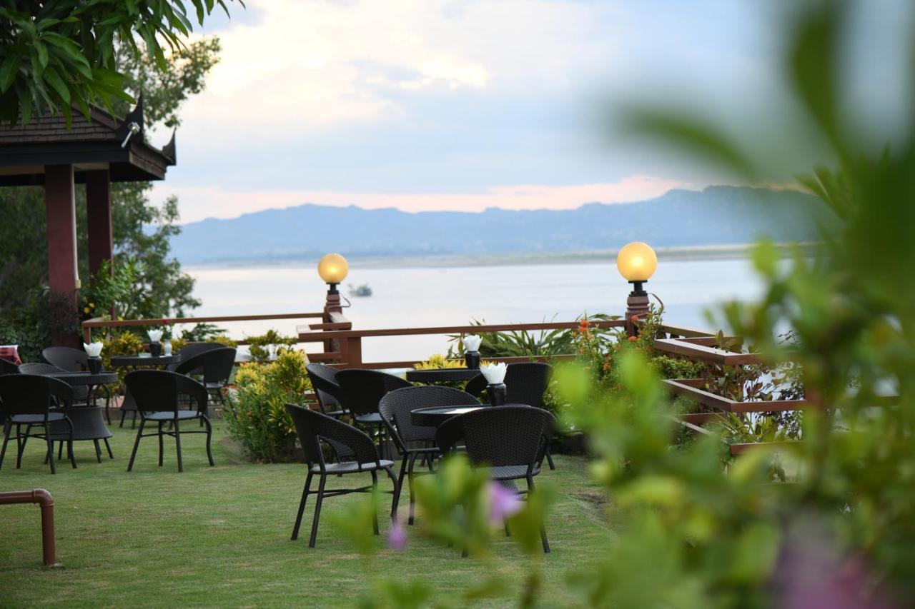 Aye Yar River View Resort Bagan Luaran gambar