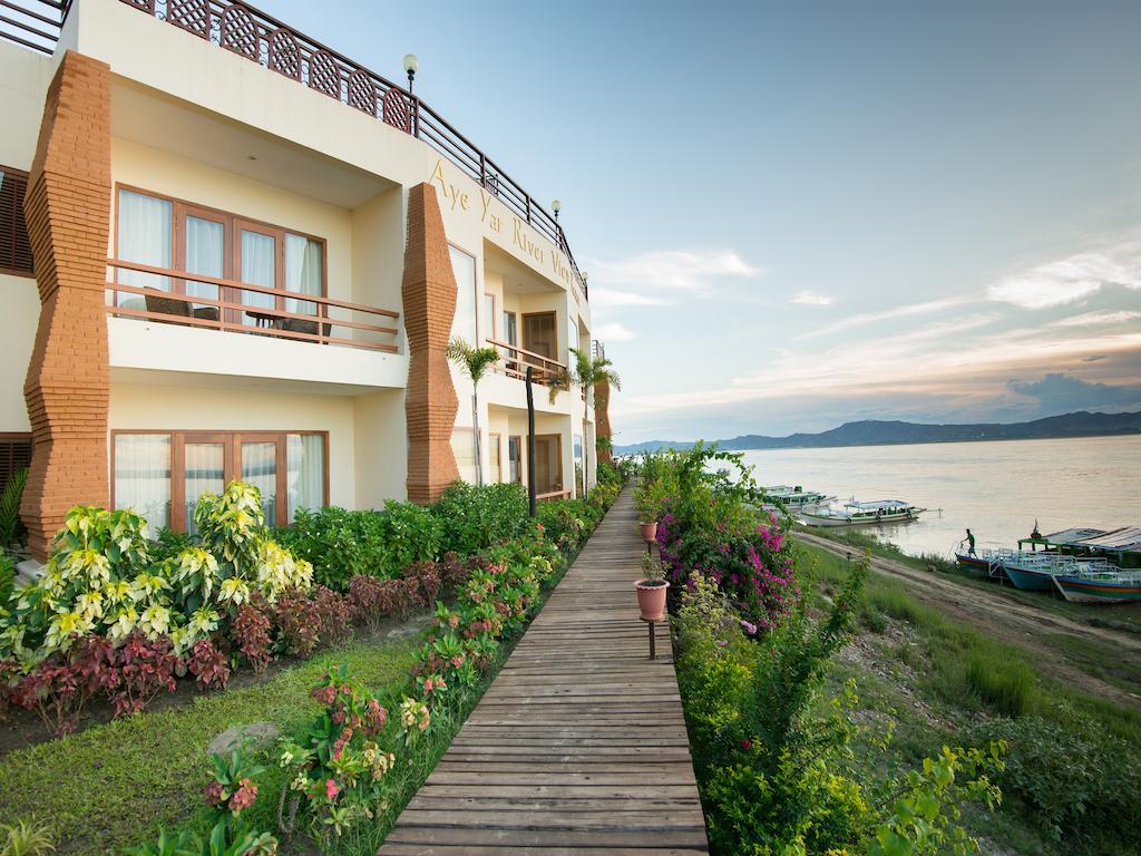 Aye Yar River View Resort Bagan Luaran gambar