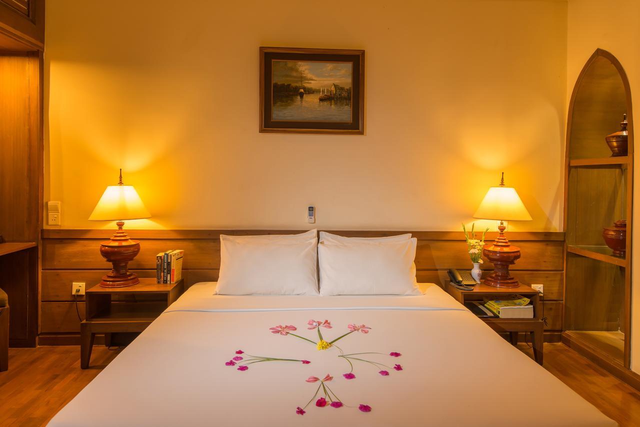 Aye Yar River View Resort Bagan Luaran gambar